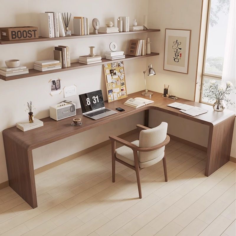 Không gian Home Office tối giản tràn ngập ánh sáng